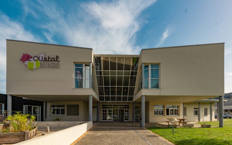 Contacter le Lycée l'Oustal en Occitanie - Villeneuve-sur-Lot